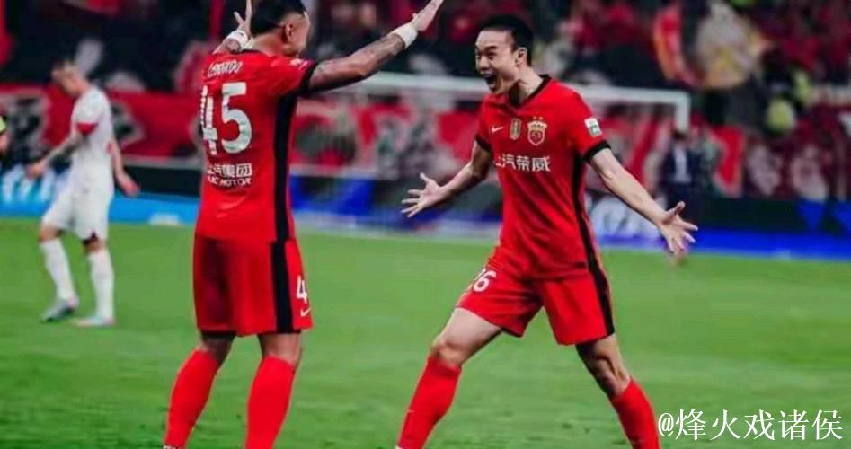 中超-刘若钒双响 上海海港主场击败云南玉昆 中超-刘若钒双响 上海海港主场击败云南玉昆