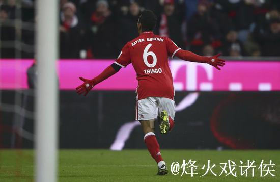 德甲-穆勒莱万双双进球蒂亚戈首开纪录 拜仁4-0跃居次席
