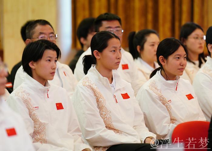 100名中国运动员将征战U15世界中学生运动会